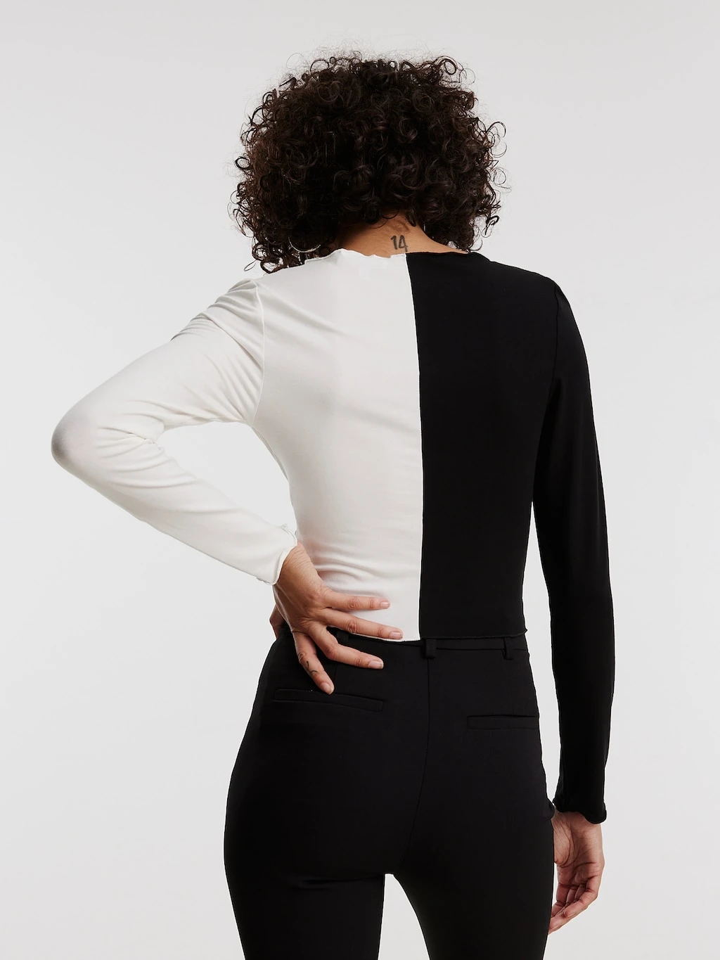 Shirt 'Karolina' Schwarz 3 Shirt 'Karolina' Schwarz – Bild 3