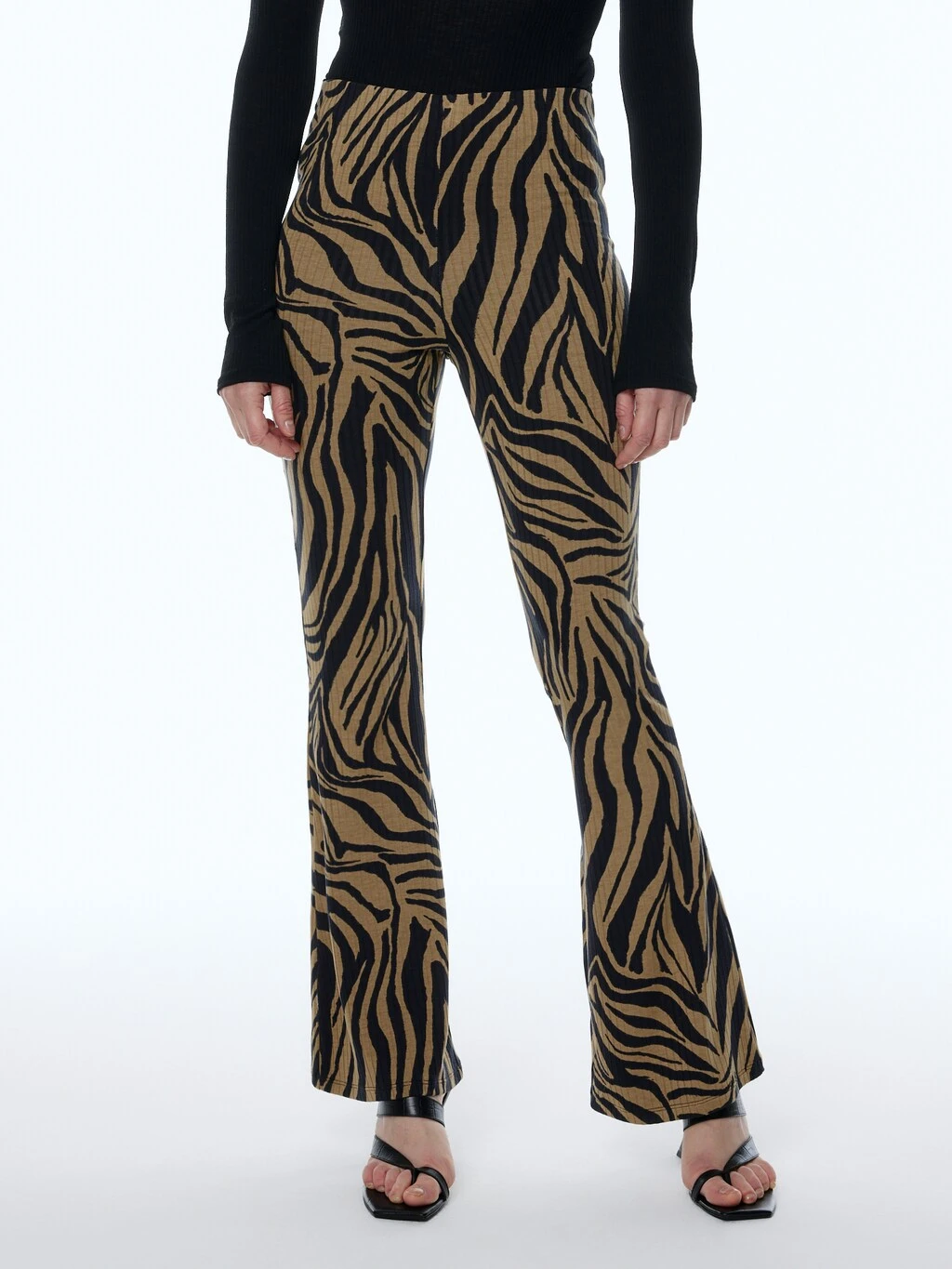 Hose 'Zelinda' Schwarz / Weiß 2 Hose 'Zelinda' Schwarz / Weiß – Bild 2