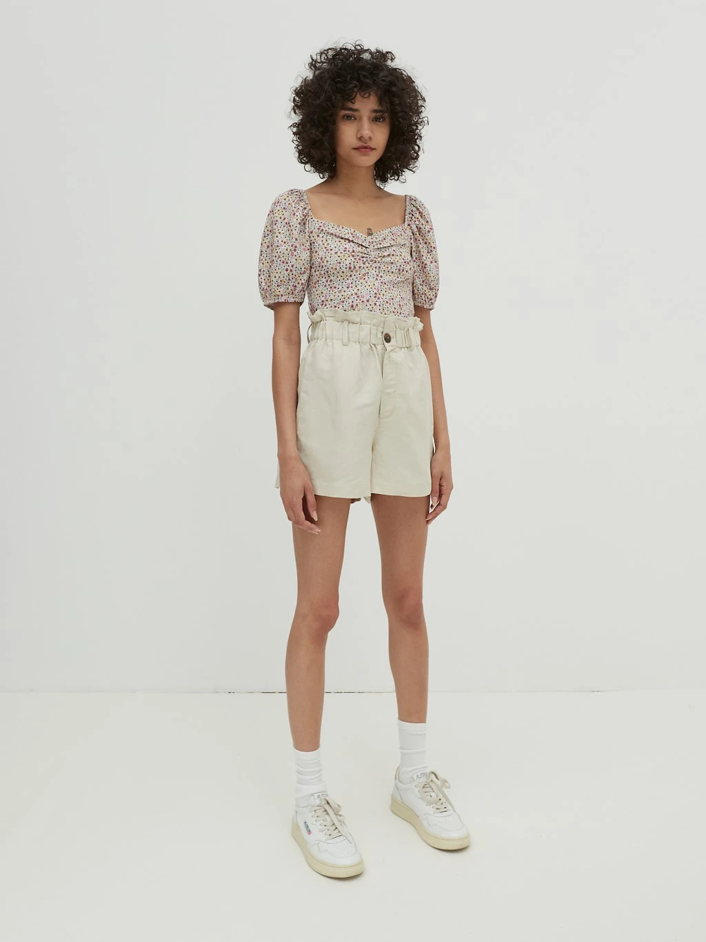 Shorts 'Jazlyn' Beige 1 Shorts 'Jazlyn' Beige