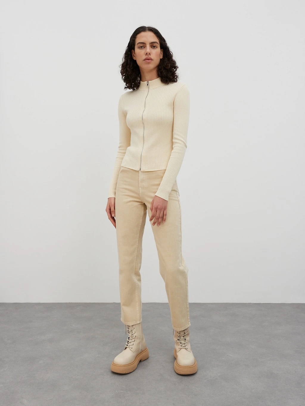 Strickjacke 'Erin' Beige 1 Strickjacke 'Erin' Beige