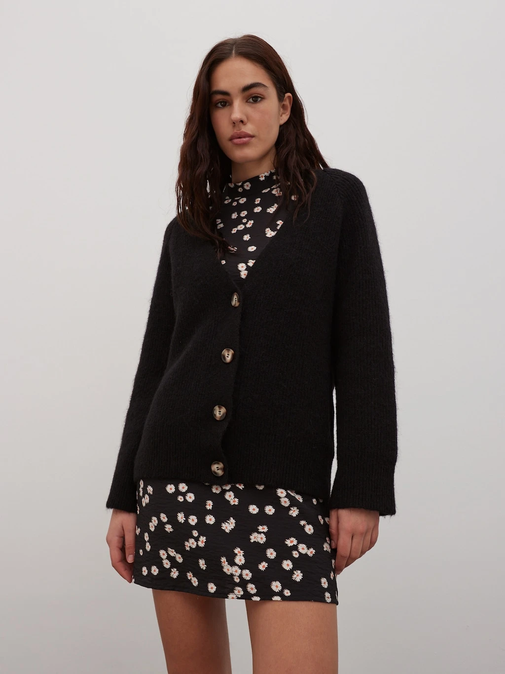 Strickjacke 'Tala' Schwarz 2 Strickjacke 'Tala' Schwarz – Bild 2