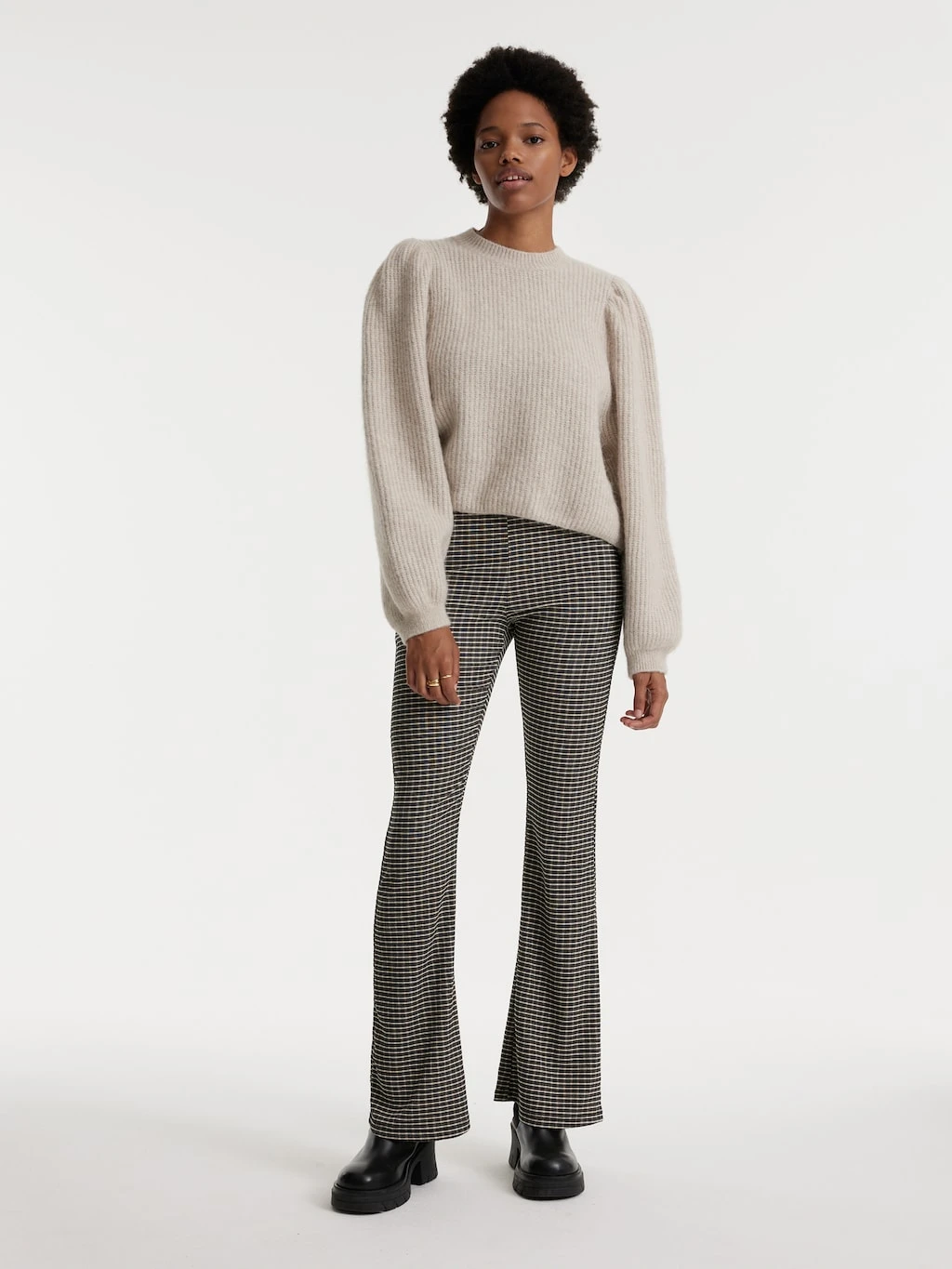 Pullover 'Sue' Beige 1 Pullover 'Sue' Beige