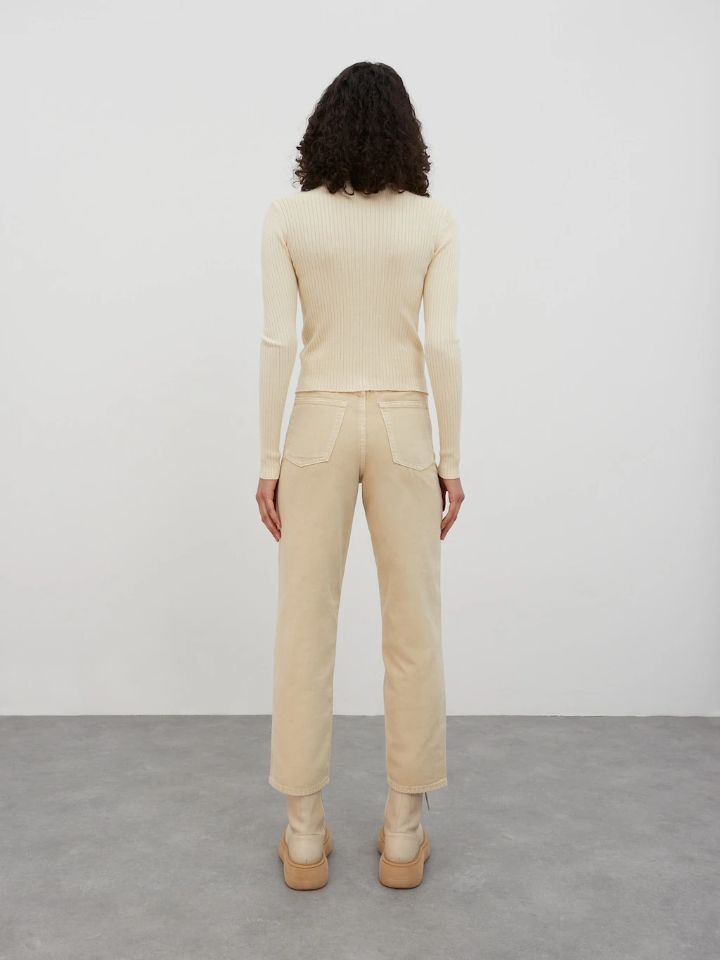 Strickjacke 'Erin' Beige 3 Strickjacke 'Erin' Beige – Bild 3