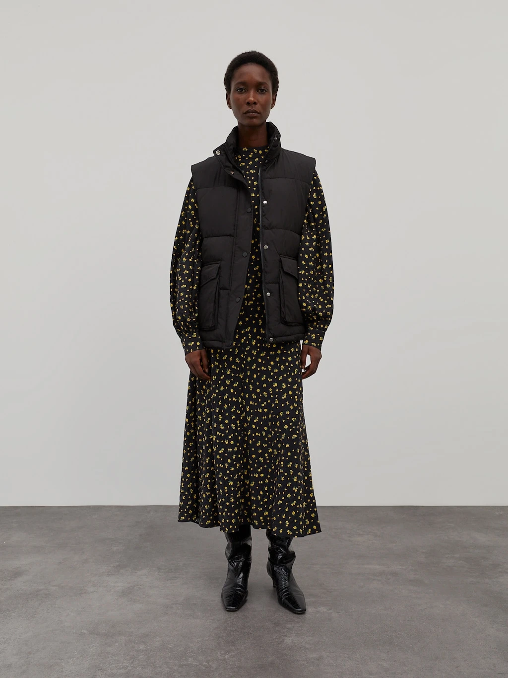 Weste 'Julissa' Schwarz 1 Weste 'Julissa' Schwarz