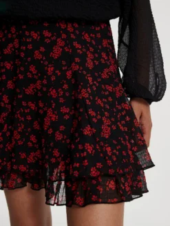 Rock 'Petunia' Mischfarben / Rot 8 Rock 'Petunia' Mischfarben / Rot -Armani Exchage Geschaft 6242a860858c491327bd172bf9822a83