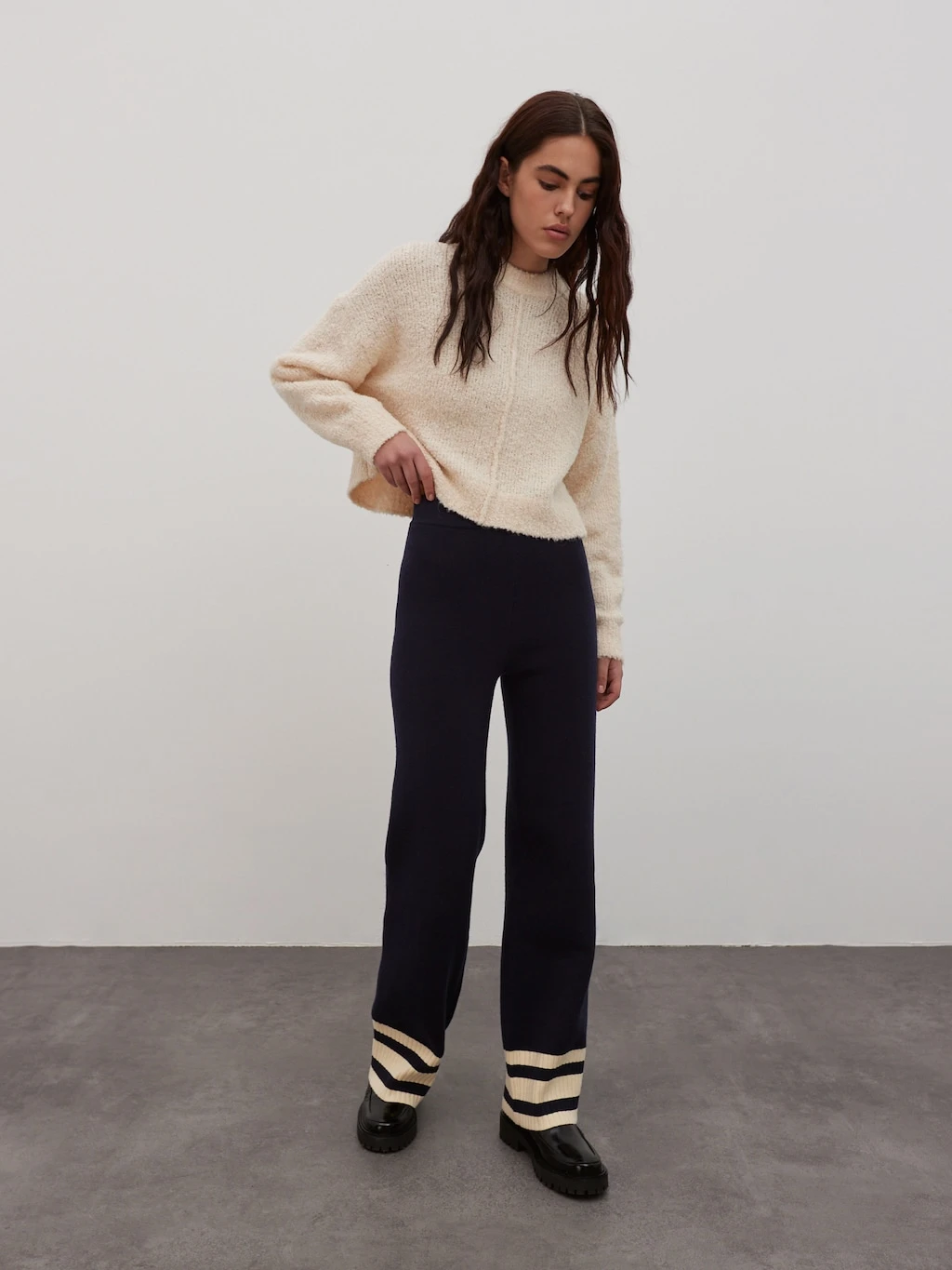 Hose 'Earl' Beige / Blau 1 Hose 'Earl' Beige / Blau