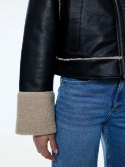 Jacke 'Tanja' Schwarz 9 Jacke 'Tanja' Schwarz -Armani Exchage Geschaft 6e63d1e164ee481e3dd08a189c5e17c8