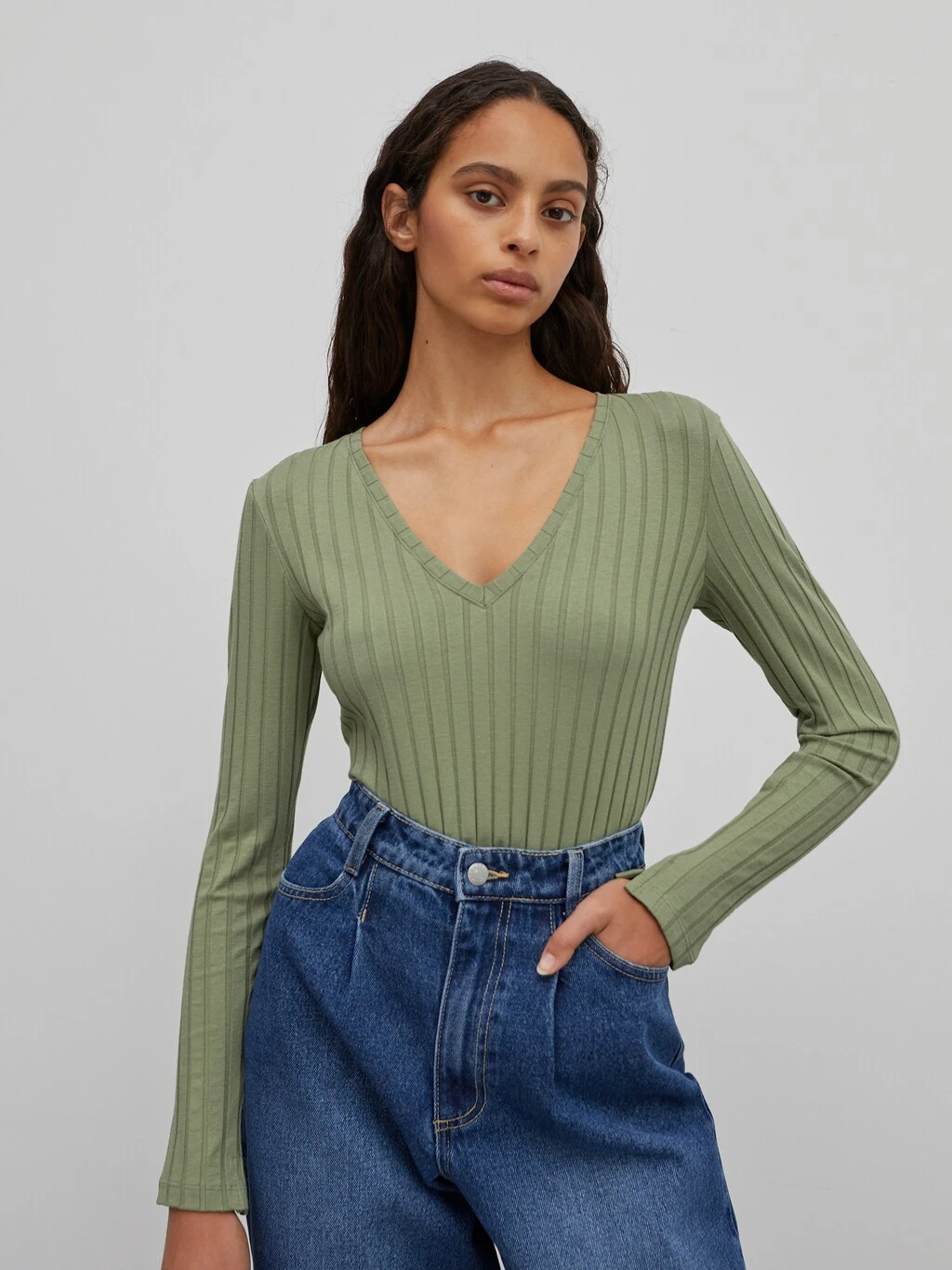 Shirt 'Elin' Grün 2 Shirt 'Elin' Grün – Bild 2