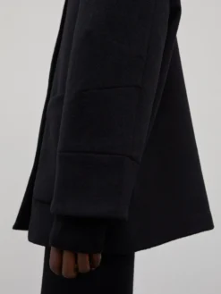 Jacke 'Jessy' Schwarz 10 Jacke 'Jessy' Schwarz -Armani Exchage Geschaft 911b6d838f6646764e127fb83f8f2ac7