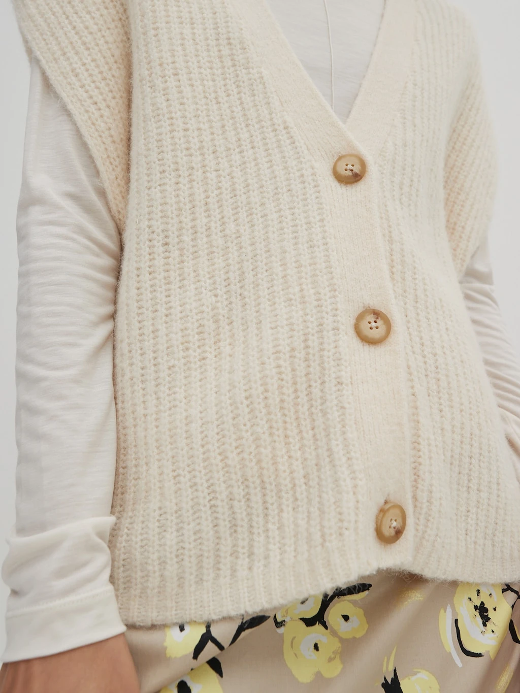 Weste 'Sienna' Offwhite 4 Weste 'Sienna' Offwhite – Bild 4