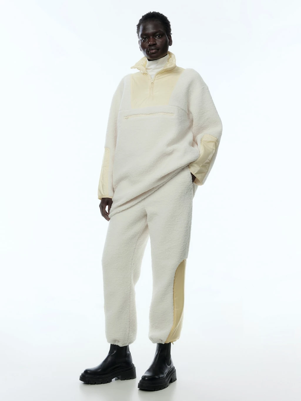 Hose 'Rosina' Beige 1 Hose 'Rosina' Beige