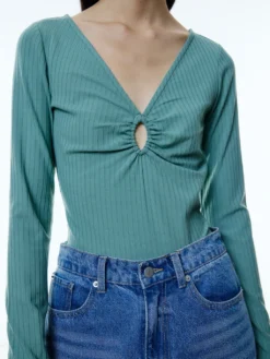 Shirt 'Orpha' Pastellgrün -Armani Exchage Geschaft 9c56e88dc7d06f7748081e09ac7c49b5