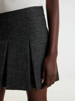 Rock 'Liss' Grau 7 Rock 'Liss' Grau -Armani Exchage Geschaft a993e28f192fee50a51b5bec80efe151