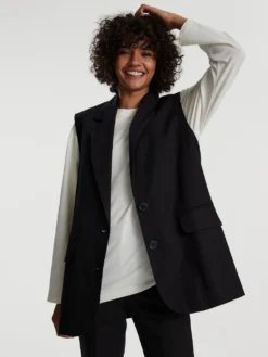 Weste 'TAYRA' Schwarz 8 Weste 'TAYRA' Schwarz -Armani Exchage Geschaft b4ba57f217ed2a4f71848dd5af886816