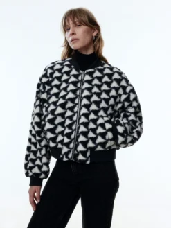 Armani Exchage Geschaft -Armani Exchage Geschaft c28410578bfc6a70b5f0d032fd923fce