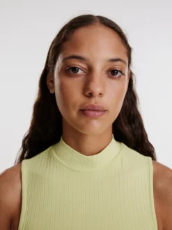 Top 'Kaori' Grün -Armani Exchage Geschaft c9a9b7761b0afc83c284983c2b8e5199