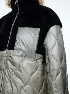 Jacke 'Anisha' (GRS) Gold / Schwarz -Armani Exchage Geschaft caae9067340b62cabd0620aaef0b4fc1