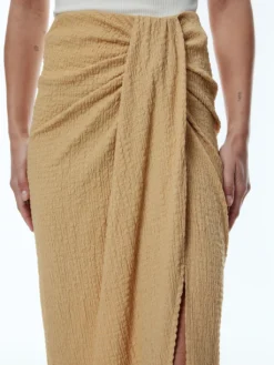 Rock 'Yola' Braun 7 Rock 'Yola' Braun -Armani Exchage Geschaft de190488ee2af5fea7cf17319afc9b29