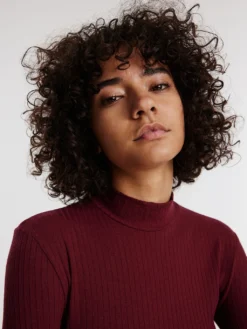 Langarmshirt 'Manon' Dunkelrot -Armani Exchage Geschaft fa289516118e58a0d14bf2469f367fc8